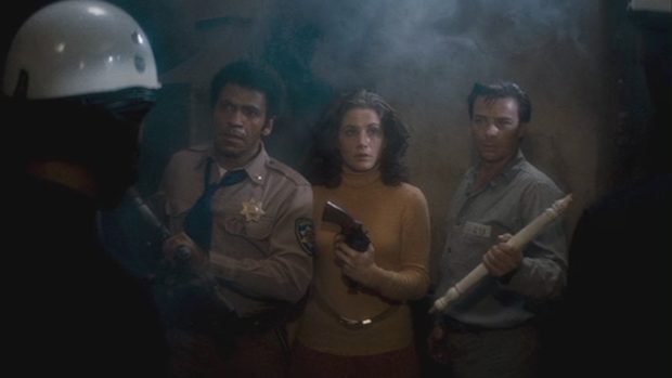 Top 5: Evini En İyi Koruyan Kahramanlar 2 – Assault on Precinct 13 1976