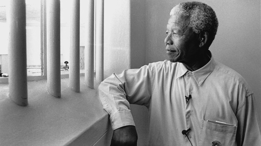 Bir Çınarın Sinemadaki Gölgesi: Nelson Mandela Filmleri 1 – Nelson Mandela
