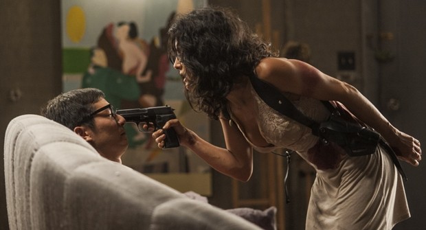 Everly Yeni Fragman ve Yeni Görseller 1 – Everly 1