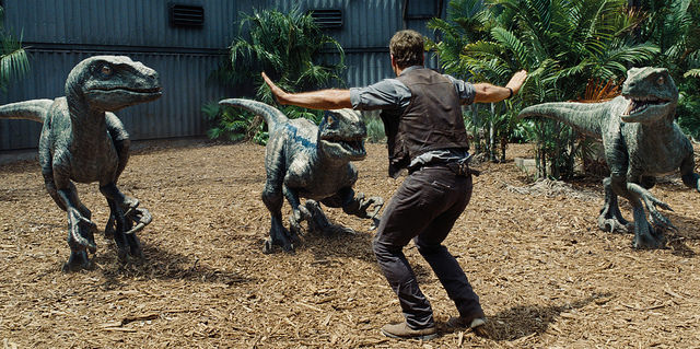 Jurassic World (2015) 1 – 18602279181 390127ebd8 z1