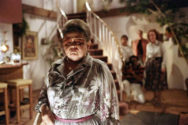 Zelda-Rubinstein-in-Poltergeist-1982-Movie