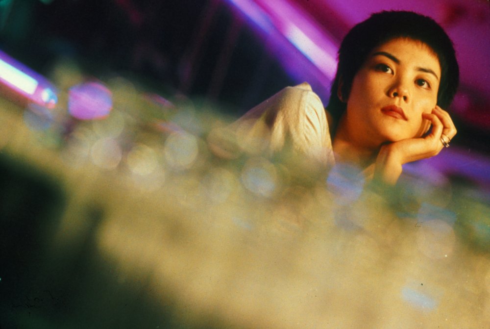 Yalnızlık Üzerine Çekilmiş 10 Harika Film! 8 – chungking express 1994 004 faye wong counter 00n 4c7