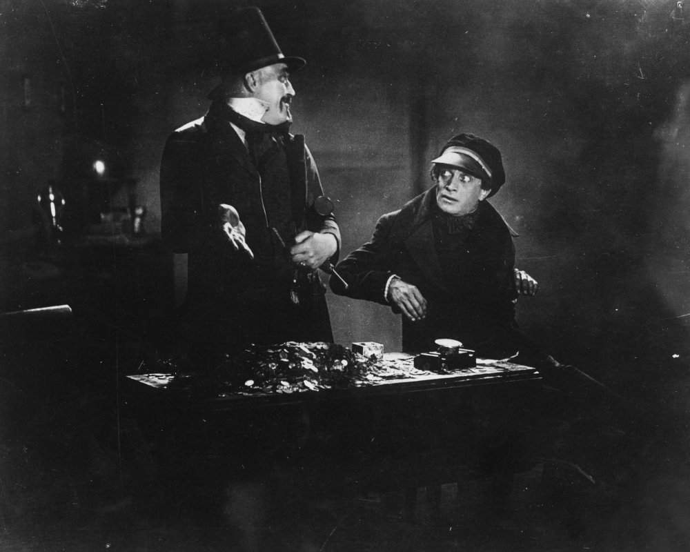 Alman Sinemasından Seyredilmesi Gereken 10 Dışavurumcu Film 9 – student from prague the 1926 001 money lender bfi 00m nml