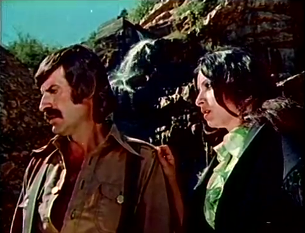 Behçet Abi’nin Güney Amerika Turu Bölüm 1: Komando Behçet (1974) 1 – vlcsnap 2017 10 02 21h39m02s800