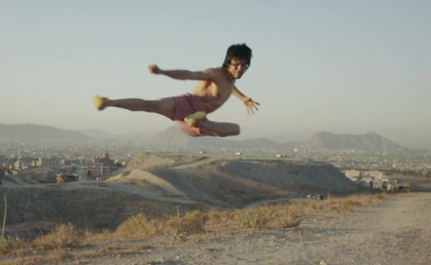 Afganistan'da Bruce Lee Olmak: Dragon of Afghanistan (2017) 1 – dragon