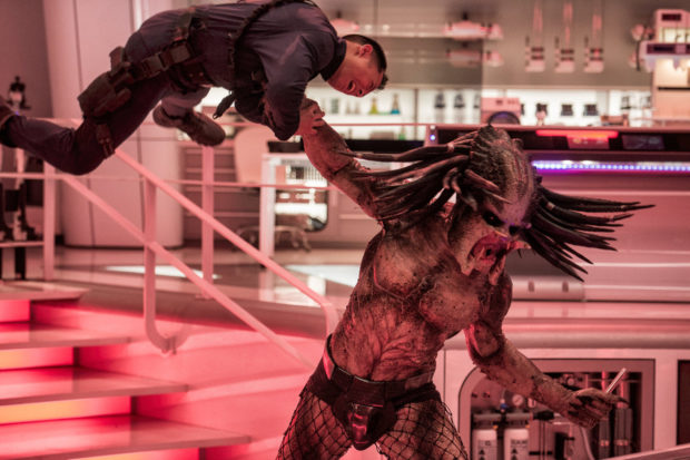 The Predator Filmine Ait Yeni Poster Paylaşıldı 1 – 003