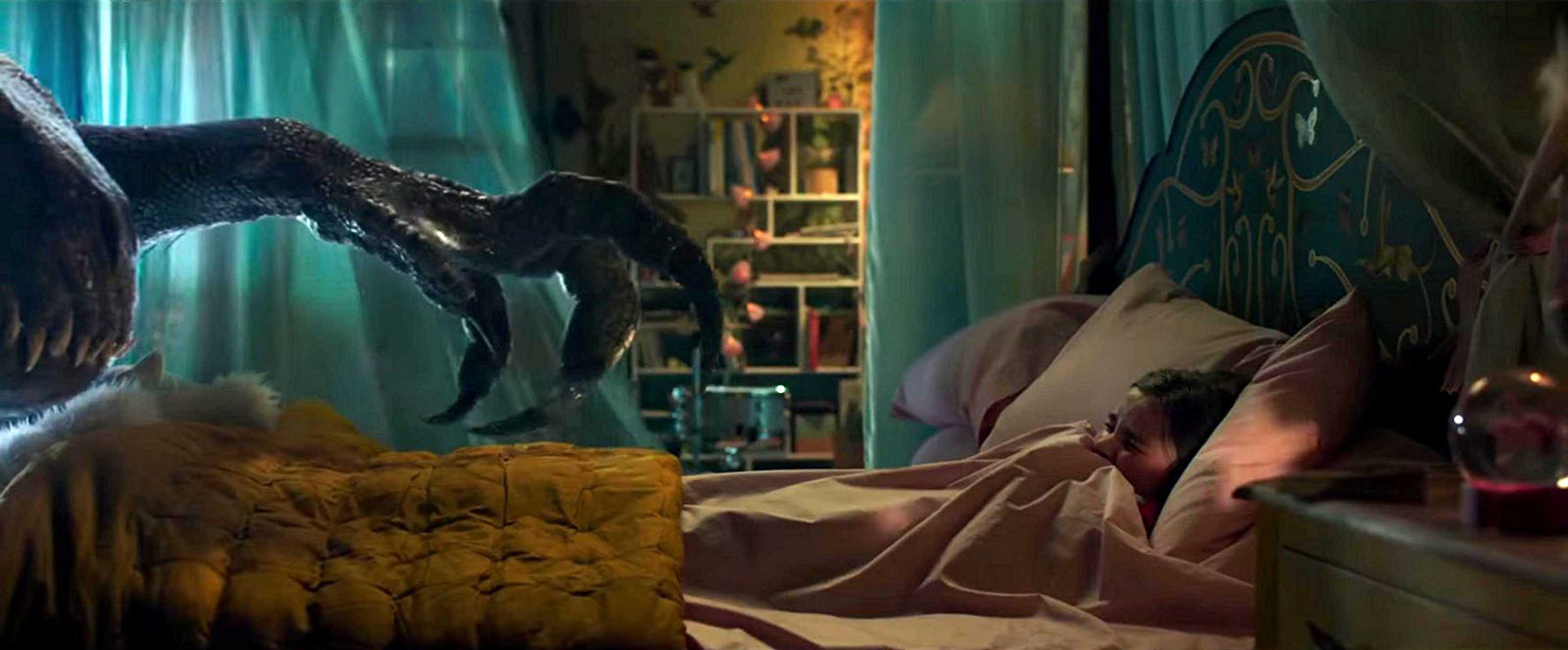 Gotik Bir Dinozor Macerası: Jurassic World Fallen Kingdom (2018) 1 – 27262240497 1c568b431f h