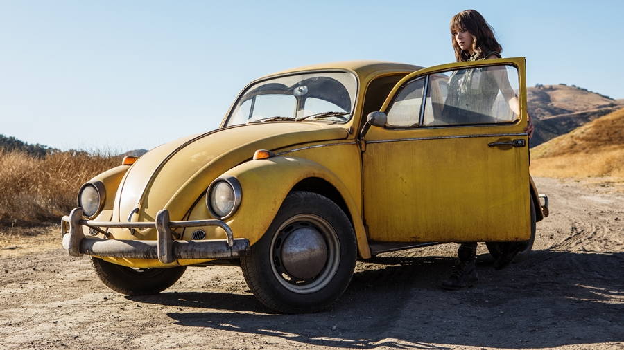 Bumblebee Filminden Beklenen Afiş Geldi 1 – Bumblebee