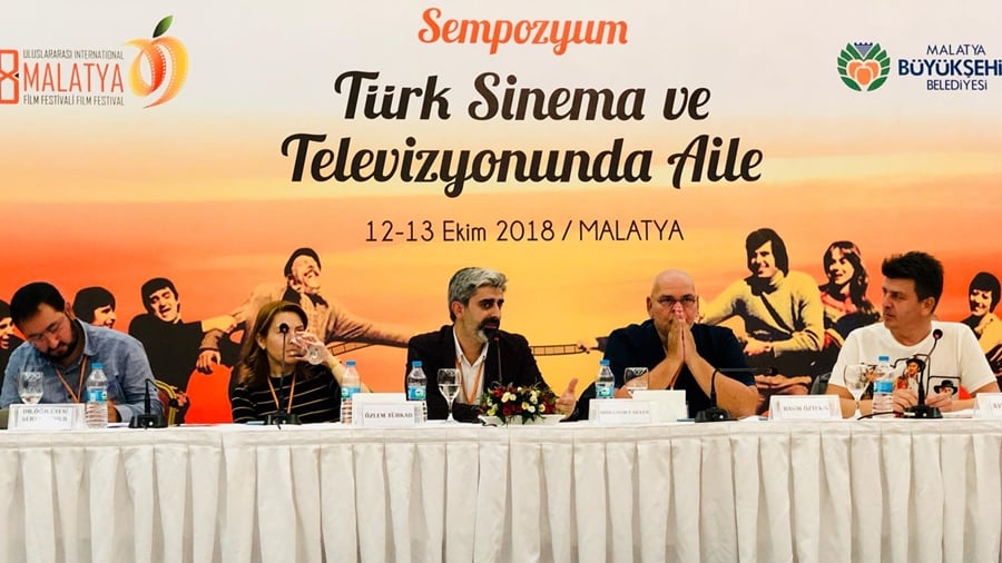 Türk Sinema ve Televizyonunda Aile Sempozyumu Başladı 1 – Türk Sinema ve Televizyonunda Aile Sempozyumu 1