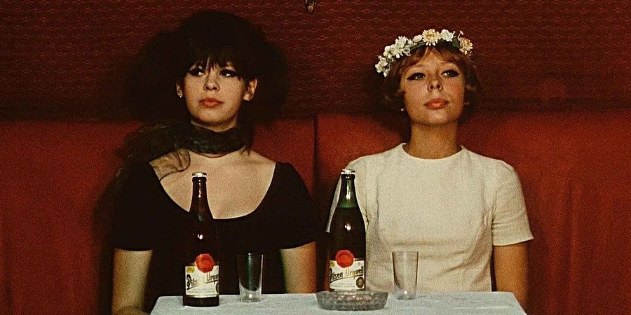 İstanbul Modern Sinema’da İp Dokunur! 1 – Daisies 1966 Papatyalar