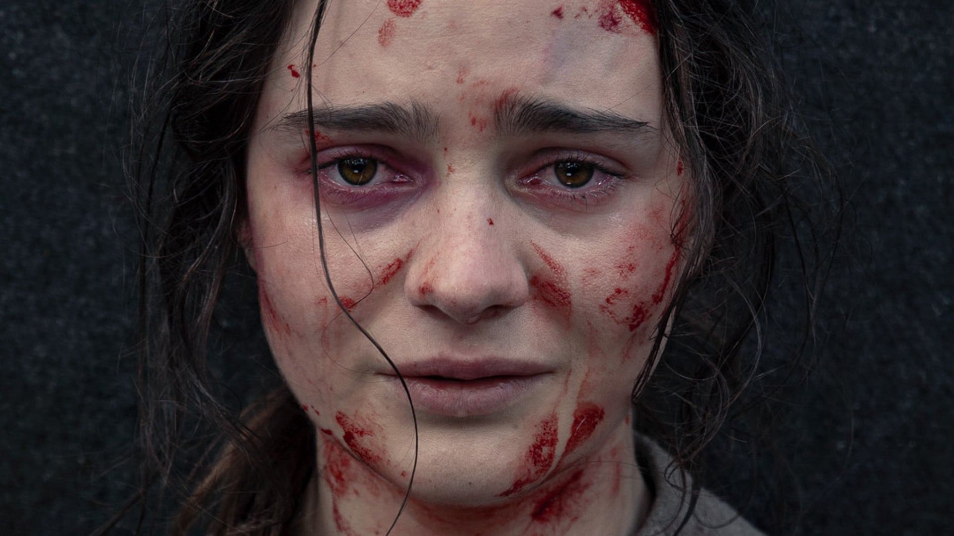 The Nightingale: Başrol Oyuncusu Filmdeki Şiddeti Savundu! 1 – indir