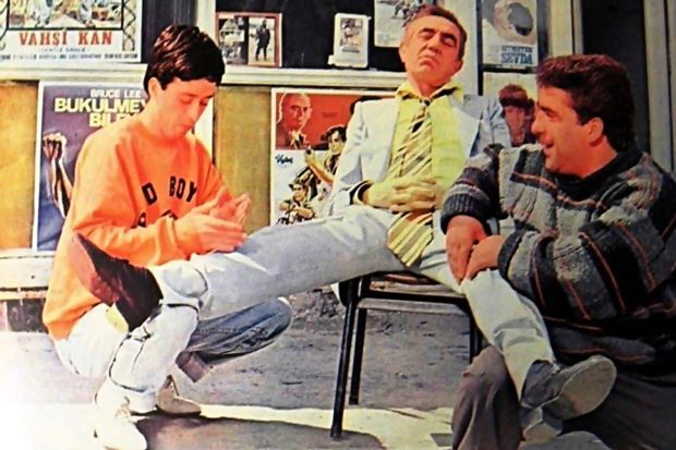 Osman Cavcı Yazıyor: Aydemir Akbaş Donunu Bana Verecek! 6 – Seyyar Kamil 1987