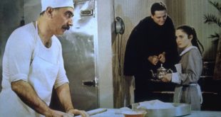 Bir Şener Şen Resitali: Zengin Mutfağı (1988) 8 – Zengin Mutfağı 1988 01