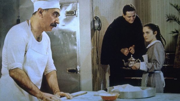 Bir Şener Şen Resitali: Zengin Mutfağı (1988) 2 – Zengin Mutfağı 1988 01