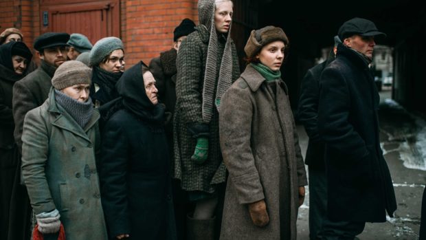 Rusya'nın Oscar Adayı Beanpole 6 Aralık'ta Sinemalarda 2 – Beanpole Uzun Kız 02