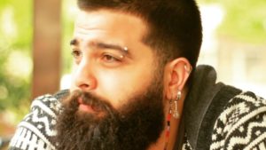 Zahid Çetinkaya: ‘Her yer uyarıcılarla dolu ve biz algımızın köreldiği bir dönemde yaşıyoruz’