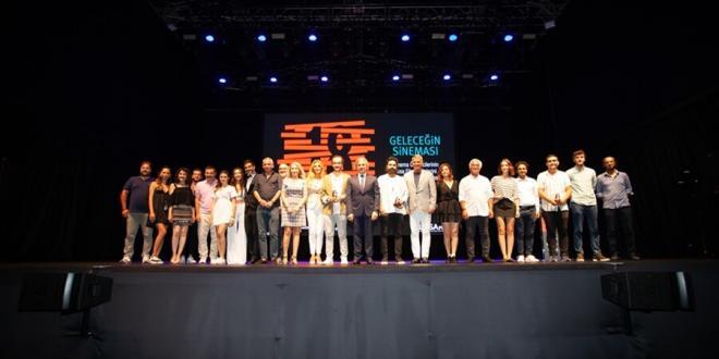 18. Geleceğin Sineması Yarışması Kazananları Belli Oldu 1 – Gelecegin Sinemasi Yarismasi odul toreni