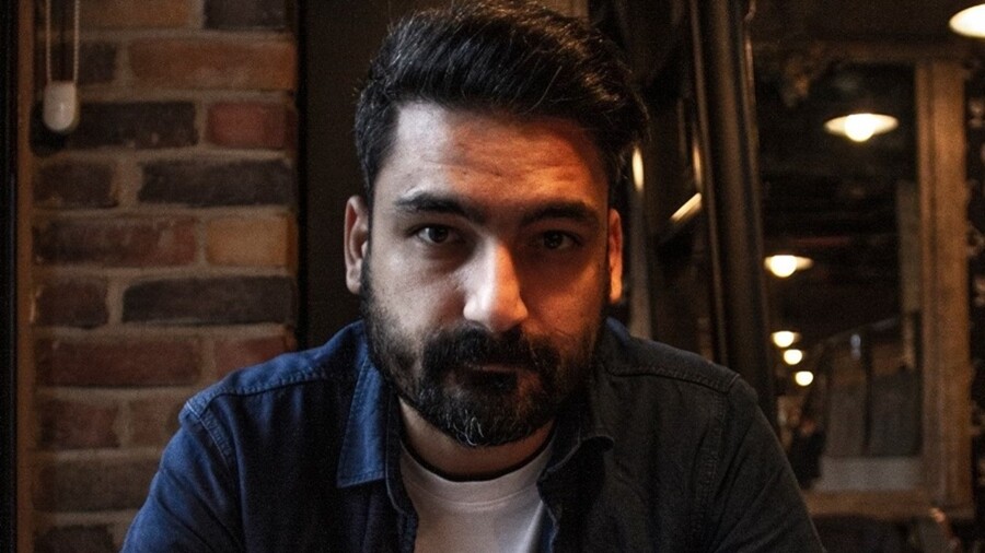 Muhammed Furkan Daşbilek: ‘Çocukken naftalinden yayılan kokuyu dedem ve anneannemin kokusu zannederdim’ 1 – Muhammed Furkan Dasbilek