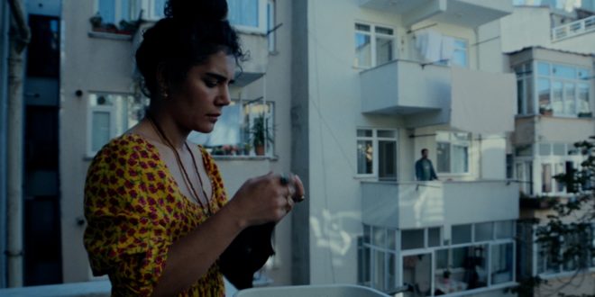 Zuhal Kaya: ‘Bu yolculuk ilk belgeselle başlamadı, şiirle başladı, kartopu gibi devinim devam ediyor’ 1 – Don Don Kursunu 1