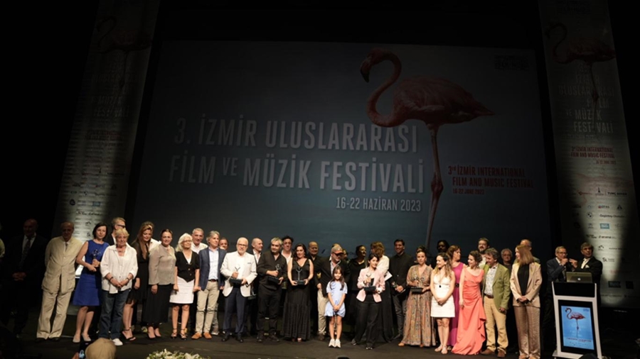 3. İzmir Film ve Müzik Festivali Kazananları Belli Oldu 1 – 3 Izmir Film ve Muzik Festivali oduller