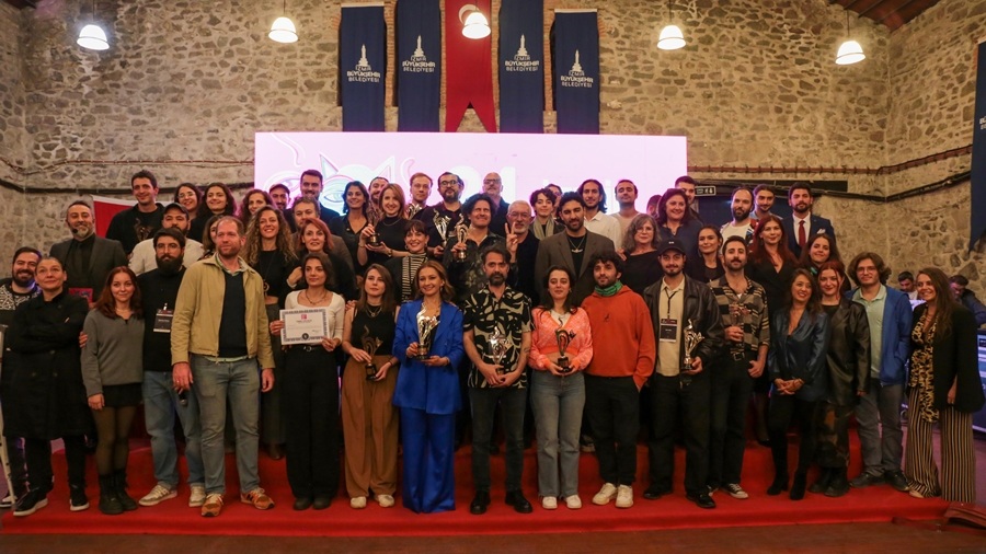 24. İzmir Kısa Film Festivali'nde Ödül Kazanan Filmler Belli Oldu 1 – 24 Izmir Kisa Film Festivali odul toreni
